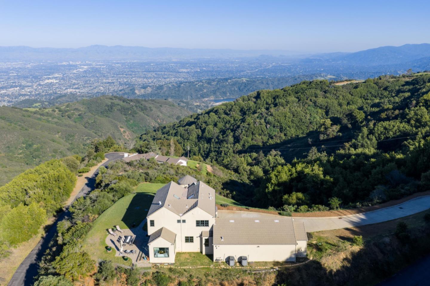 Detail Gallery Image 62 of 83 For 17599 Montebello Rd, Cupertino,  CA 95014 - 4 Beds | 3 Baths