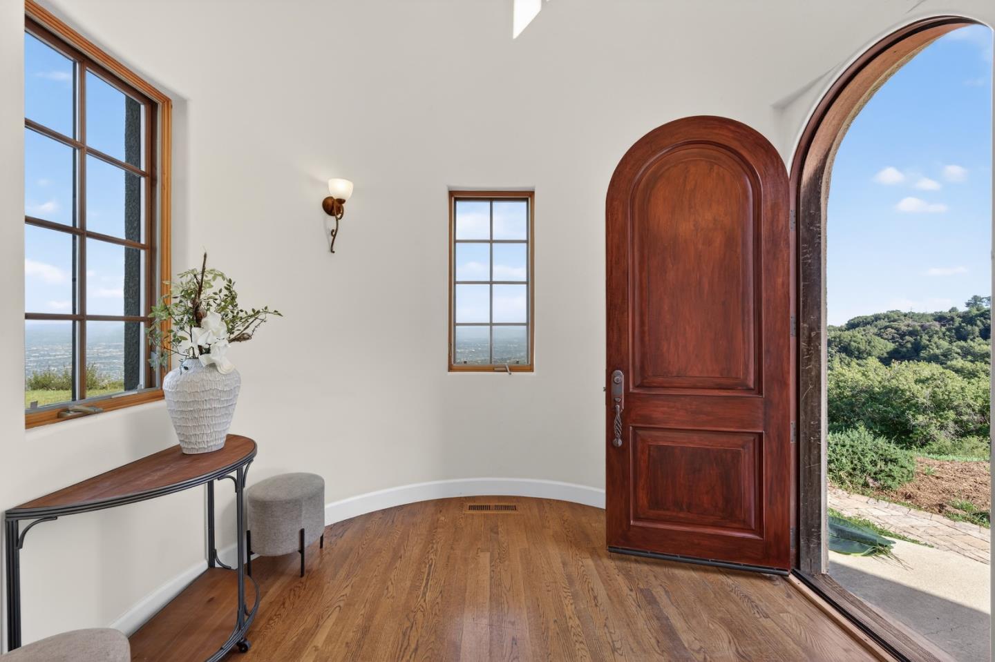 Detail Gallery Image 7 of 83 For 17599 Montebello Rd, Cupertino,  CA 95014 - 4 Beds | 3 Baths