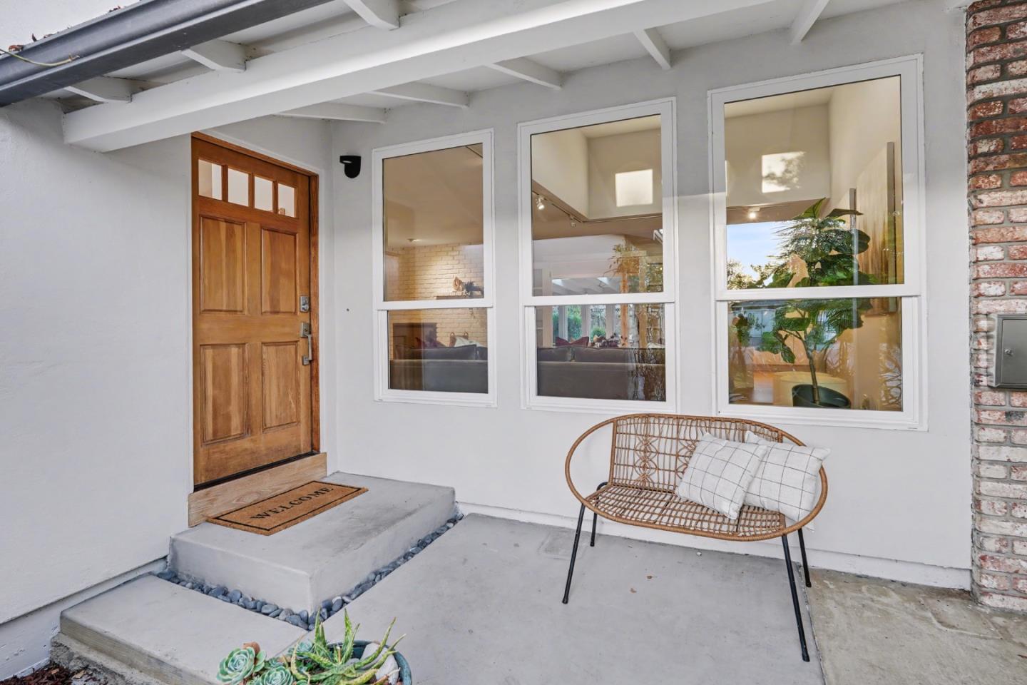 Detail Gallery Image 10 of 72 For 141 Muir Ave, Santa Clara,  CA 95051 - 4 Beds | 3 Baths