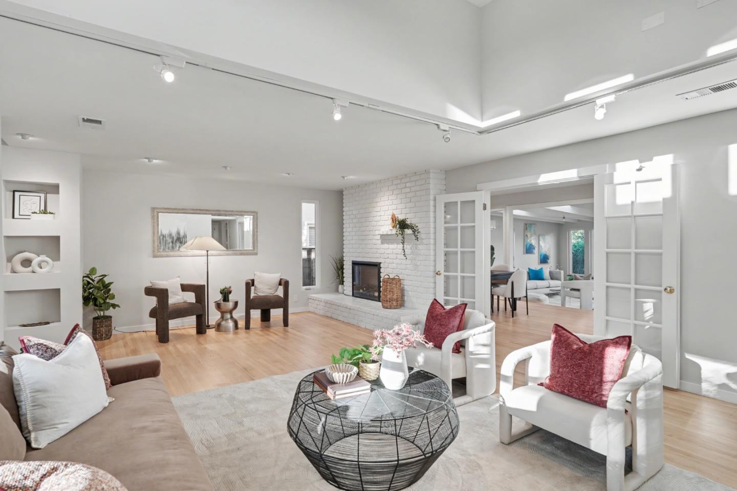 Detail Gallery Image 17 of 72 For 141 Muir Ave, Santa Clara,  CA 95051 - 4 Beds | 3 Baths