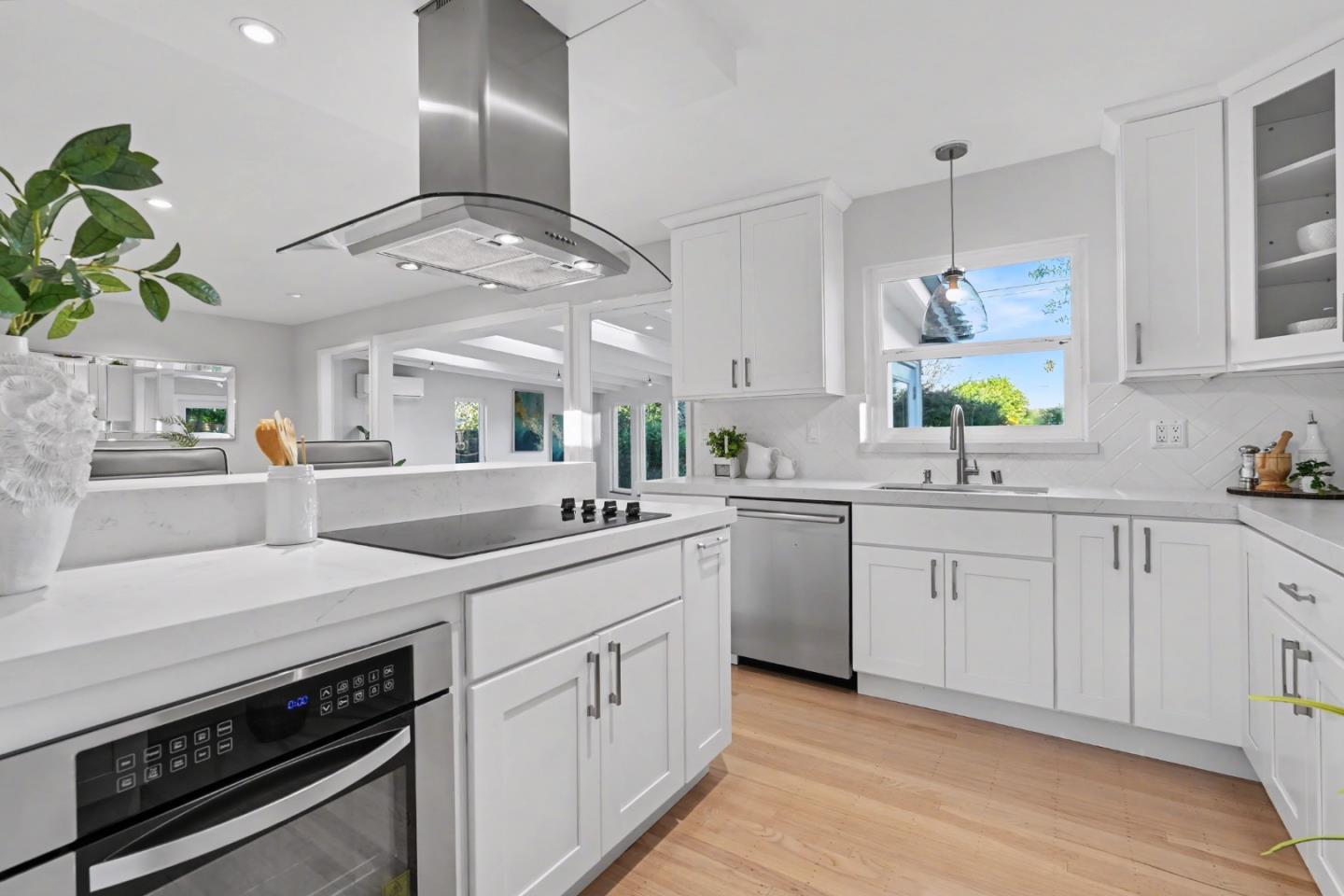 Detail Gallery Image 22 of 72 For 141 Muir Ave, Santa Clara,  CA 95051 - 4 Beds | 3 Baths