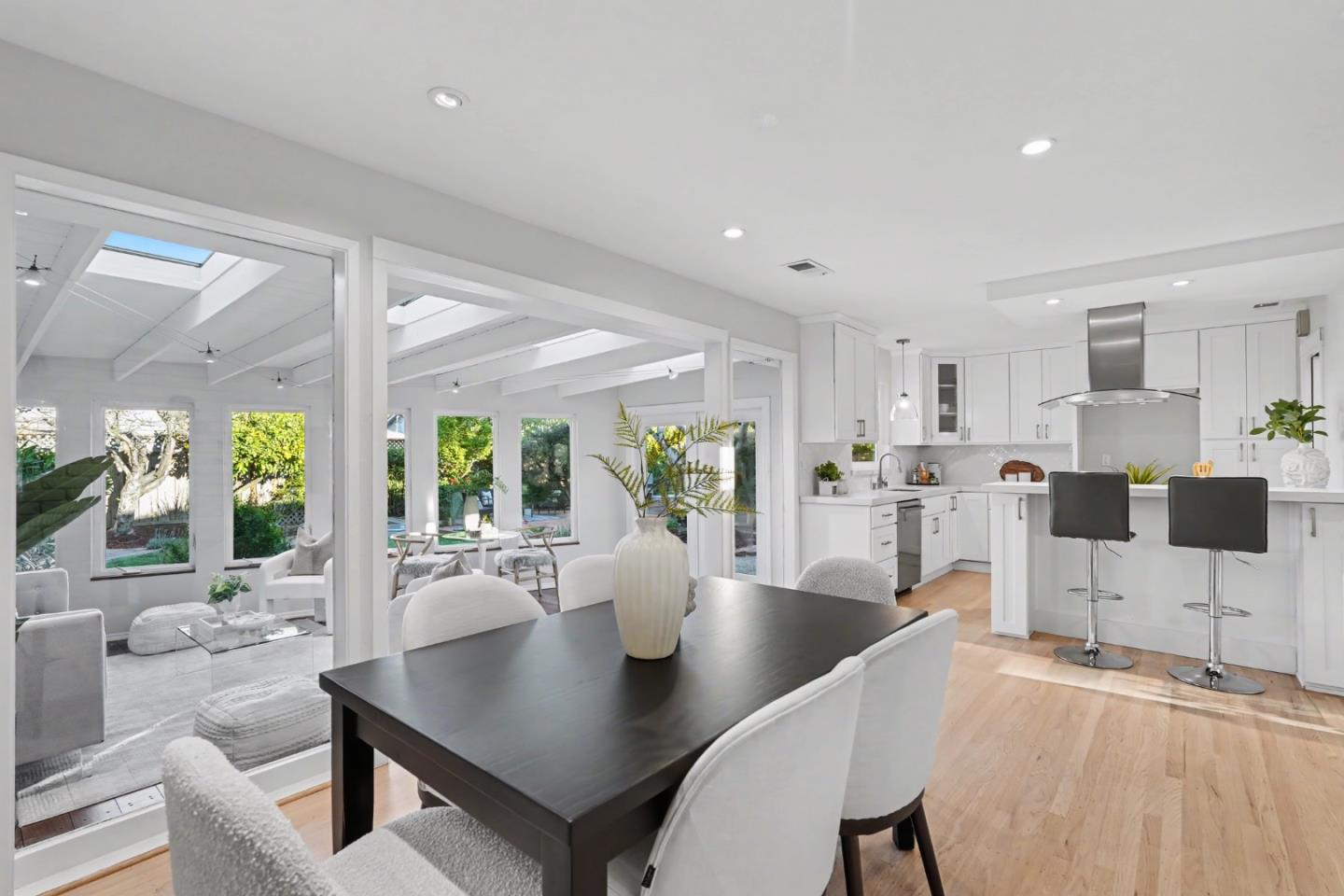 Detail Gallery Image 29 of 72 For 141 Muir Ave, Santa Clara,  CA 95051 - 4 Beds | 3 Baths