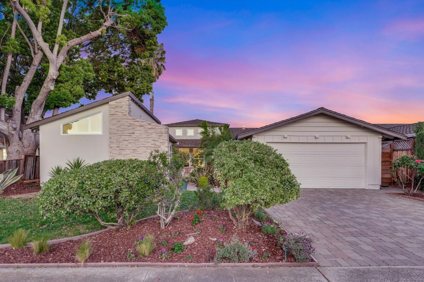 Detail Gallery Image 3 of 72 For 141 Muir Ave, Santa Clara,  CA 95051 - 4 Beds | 3 Baths