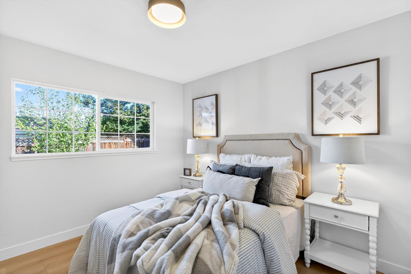 Detail Gallery Image 20 of 27 For 1718 Chitamook Ct, Sunnyvale,  CA 94087 - 4 Beds | 2 Baths