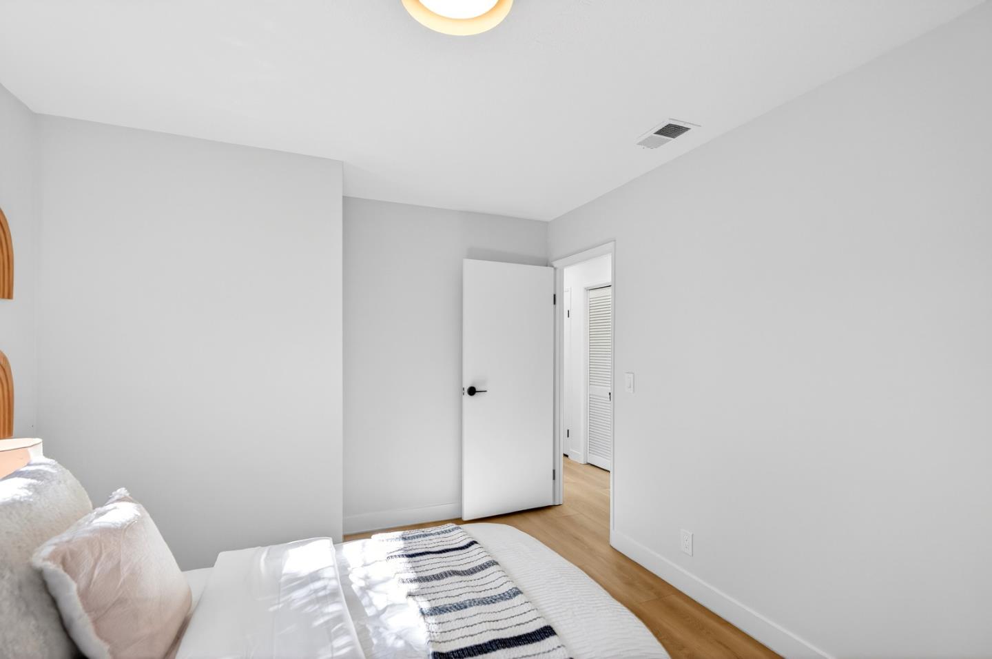 Detail Gallery Image 25 of 27 For 1718 Chitamook Ct, Sunnyvale,  CA 94087 - 4 Beds | 2 Baths