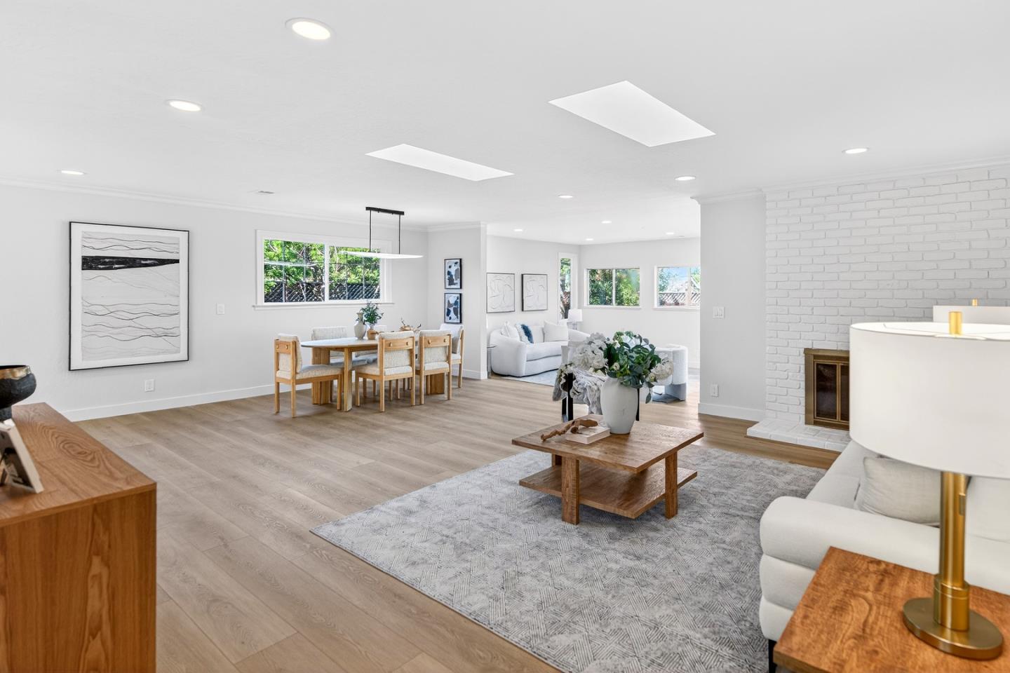 Detail Gallery Image 3 of 27 For 1718 Chitamook Ct, Sunnyvale,  CA 94087 - 4 Beds | 2 Baths