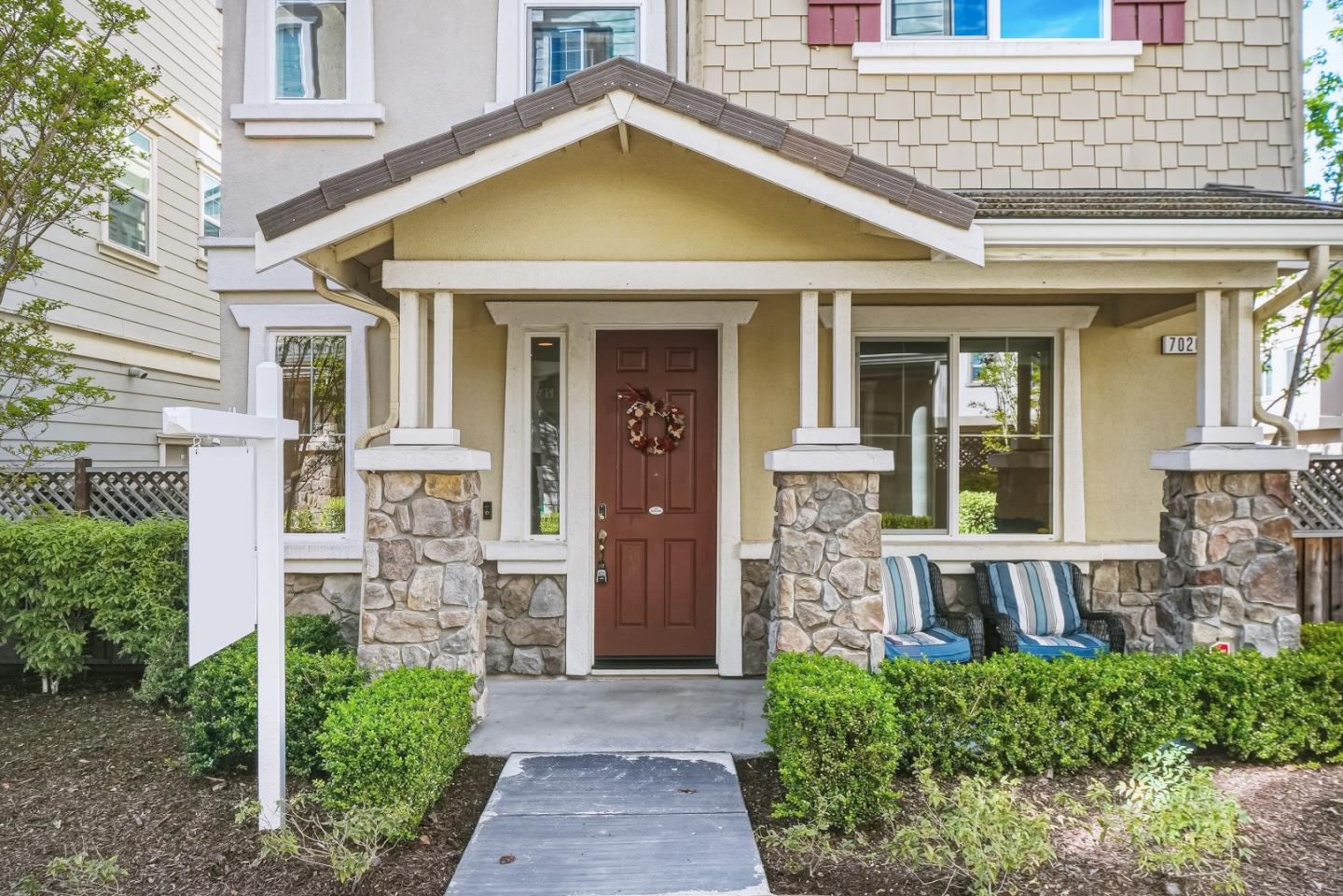 Detail Gallery Image 2 of 41 For 7026 N Mariposa Ln, Dublin,  CA 94568 - 3 Beds | 2/2 Baths