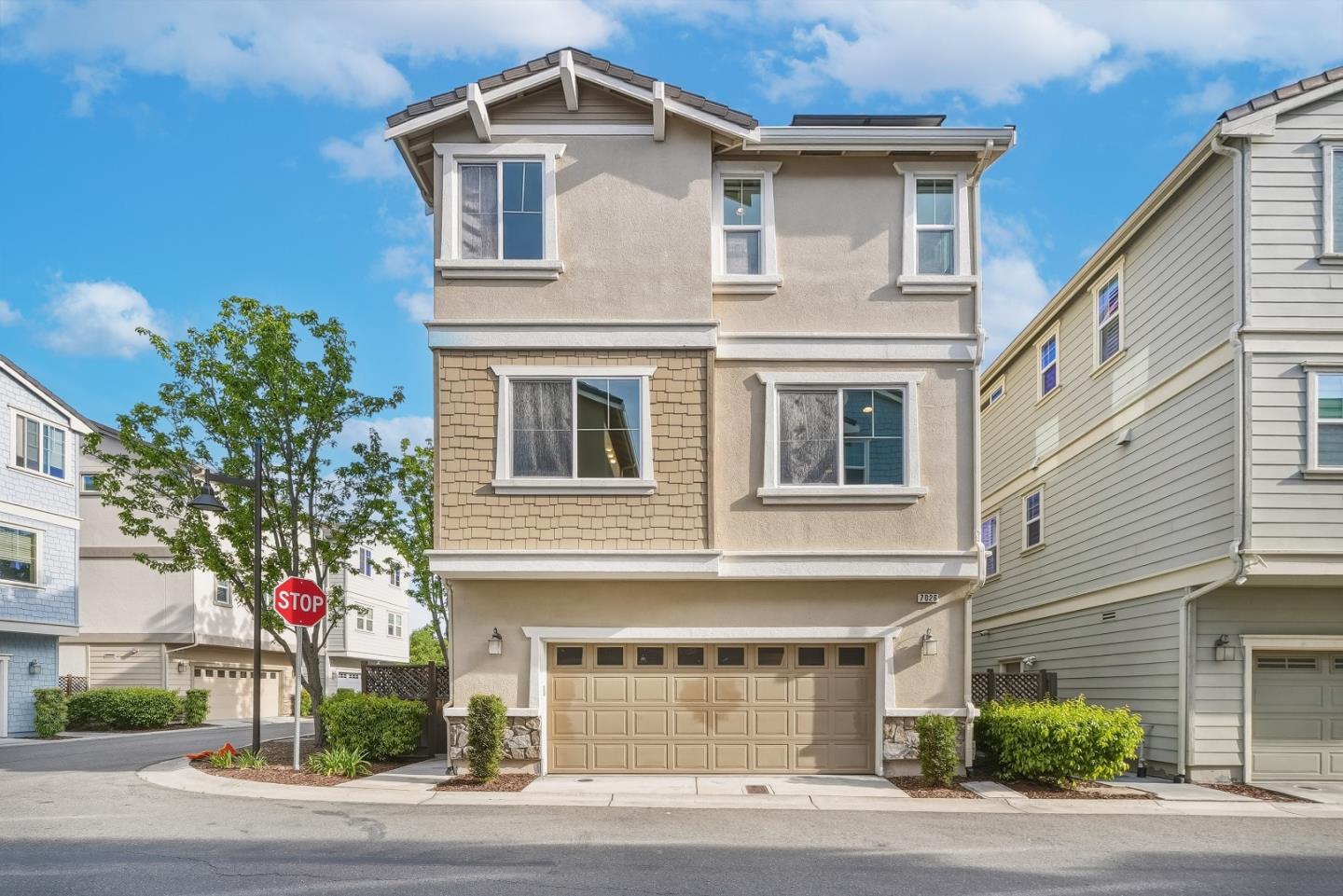 Detail Gallery Image 34 of 41 For 7026 N Mariposa Ln, Dublin,  CA 94568 - 3 Beds | 2/2 Baths