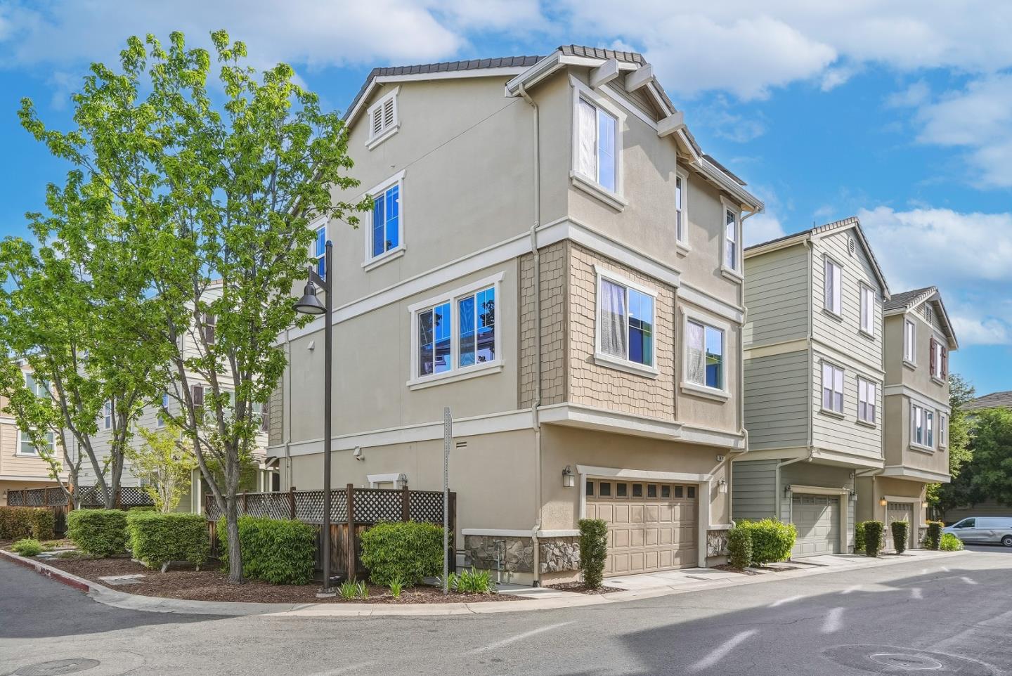 Detail Gallery Image 35 of 41 For 7026 N Mariposa Ln, Dublin,  CA 94568 - 3 Beds | 2/2 Baths