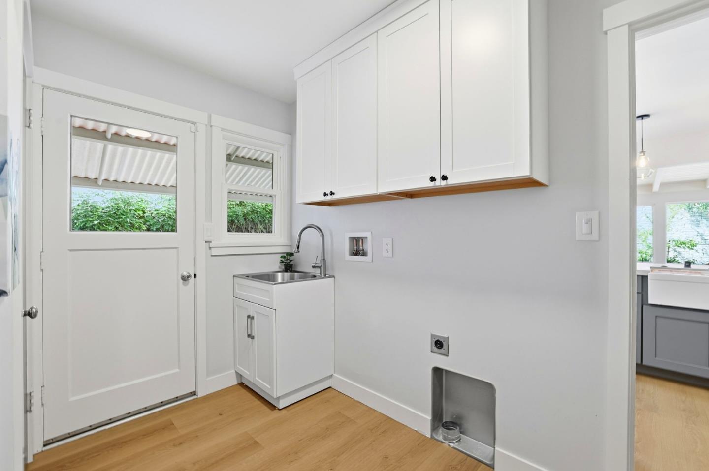 Detail Gallery Image 32 of 43 For 1374 Maryann Dr, Santa Clara,  CA 95050 - 3 Beds | 1/1 Baths