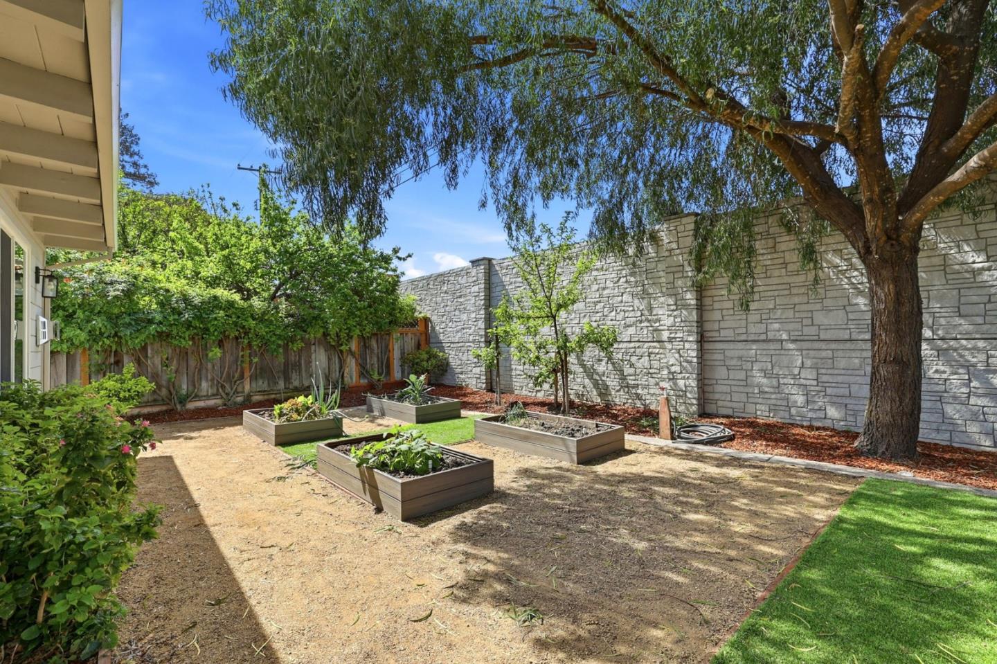 Detail Gallery Image 41 of 43 For 1374 Maryann Dr, Santa Clara,  CA 95050 - 3 Beds | 1/1 Baths