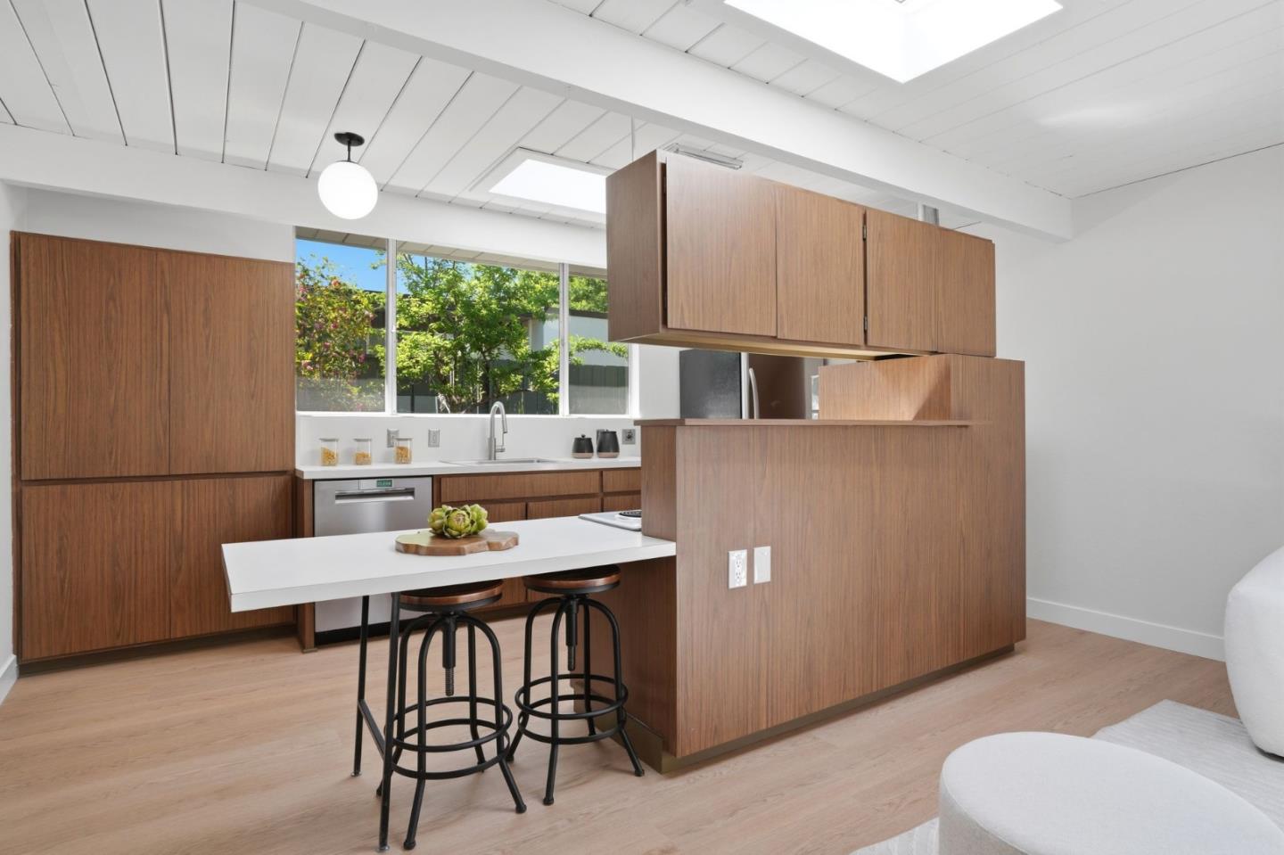 Detail Gallery Image 21 of 47 For 806 Piper Ave, Sunnyvale,  CA 94087 - 4 Beds | 2 Baths