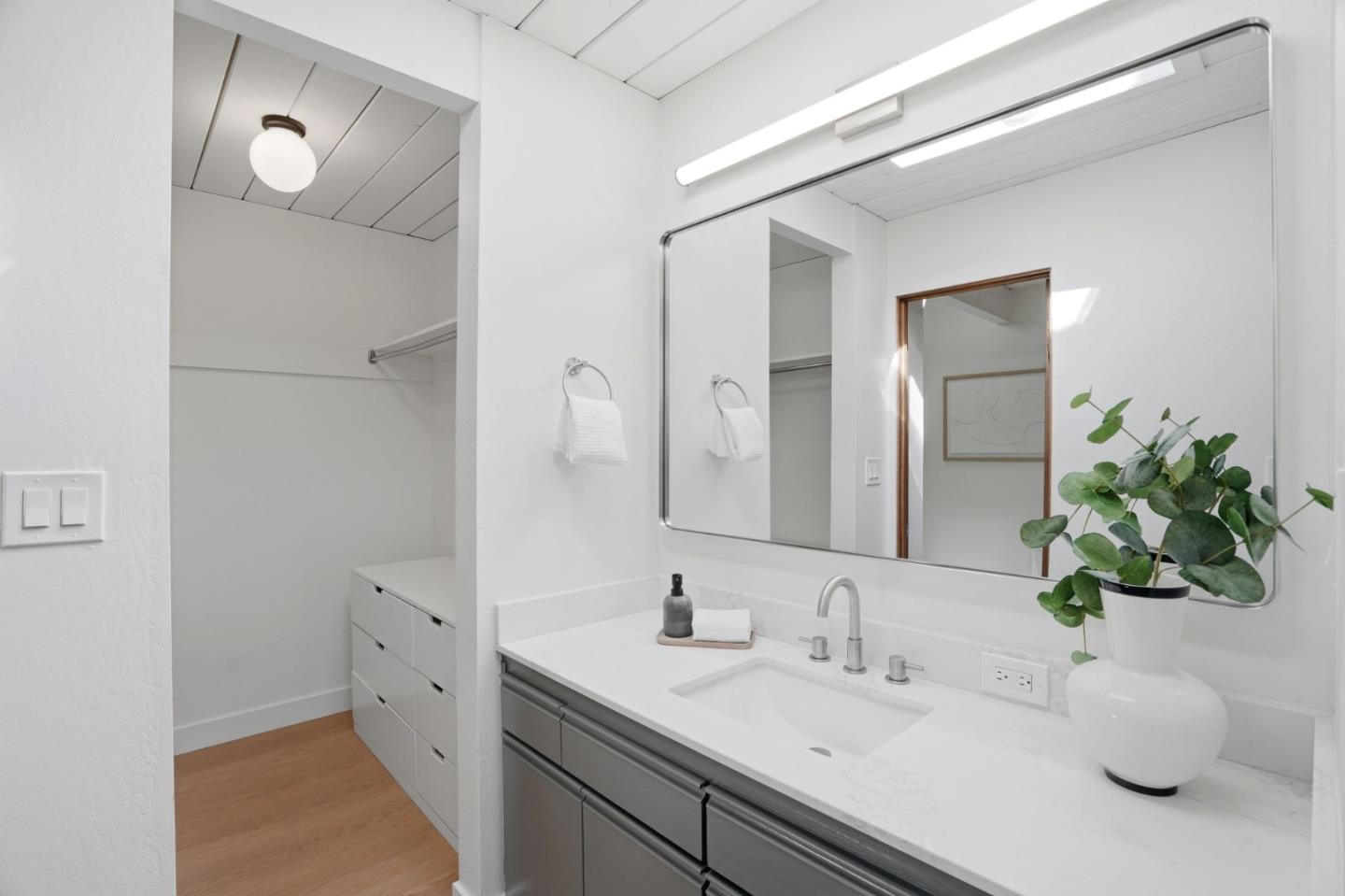 Detail Gallery Image 28 of 47 For 806 Piper Ave, Sunnyvale,  CA 94087 - 4 Beds | 2 Baths