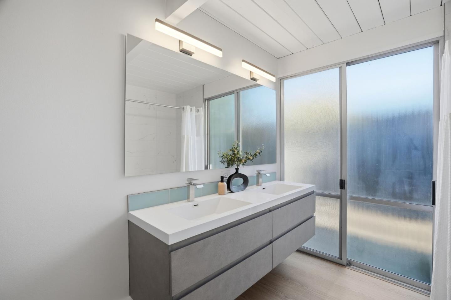 Detail Gallery Image 34 of 47 For 806 Piper Ave, Sunnyvale,  CA 94087 - 4 Beds | 2 Baths