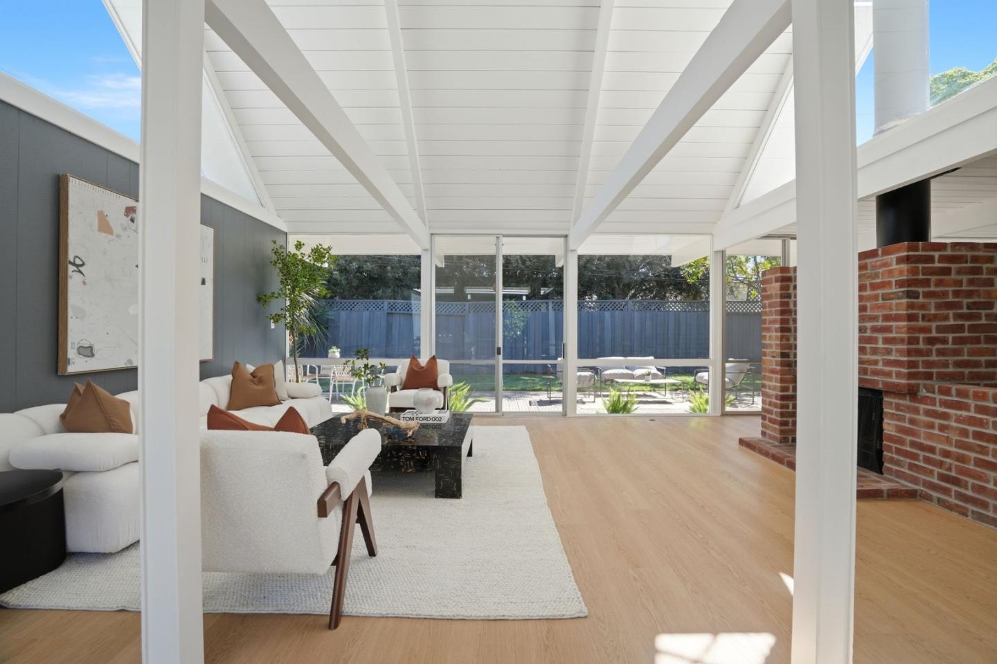 Detail Gallery Image 7 of 47 For 806 Piper Ave, Sunnyvale,  CA 94087 - 4 Beds | 2 Baths