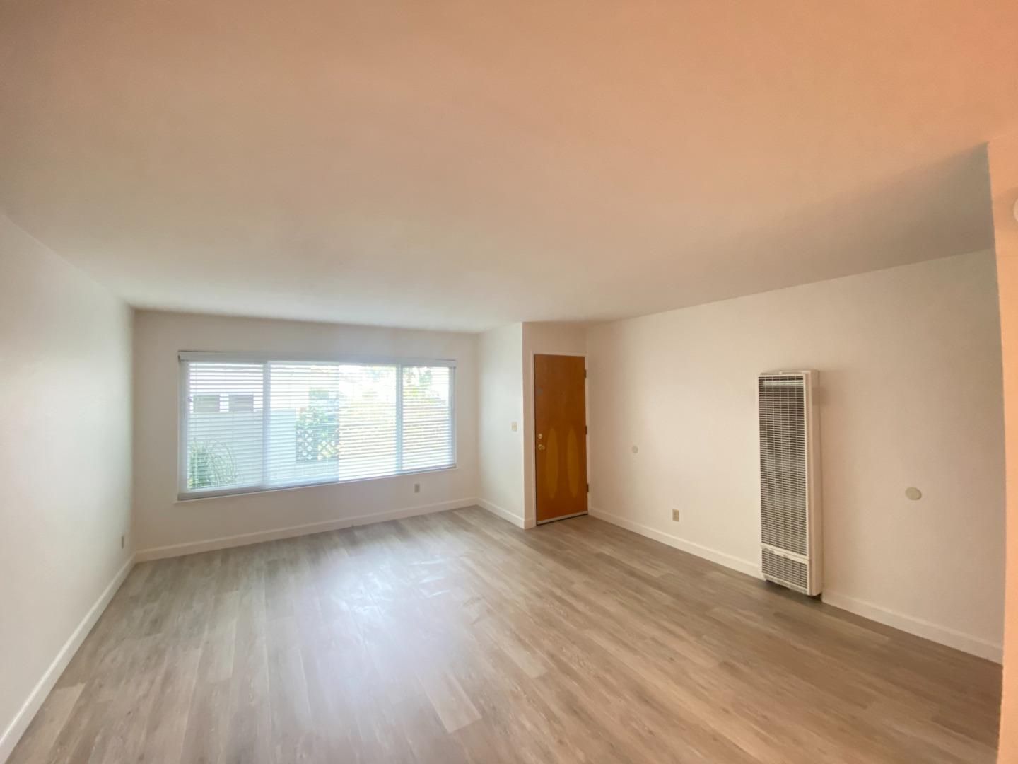 Detail Gallery Image 18 of 28 For 140 Bay St, Santa Cruz,  CA 95060 - – Beds | – Baths