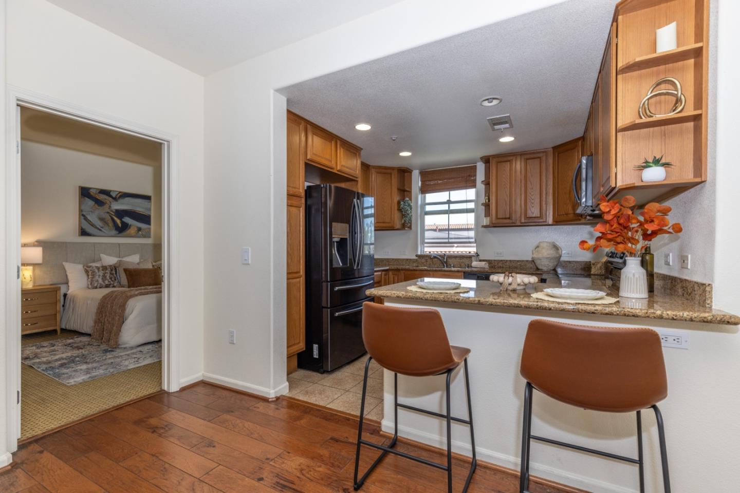Detail Gallery Image 10 of 35 For 800 S Abel St #218,  Milpitas,  CA 95035 - 3 Beds | 2 Baths