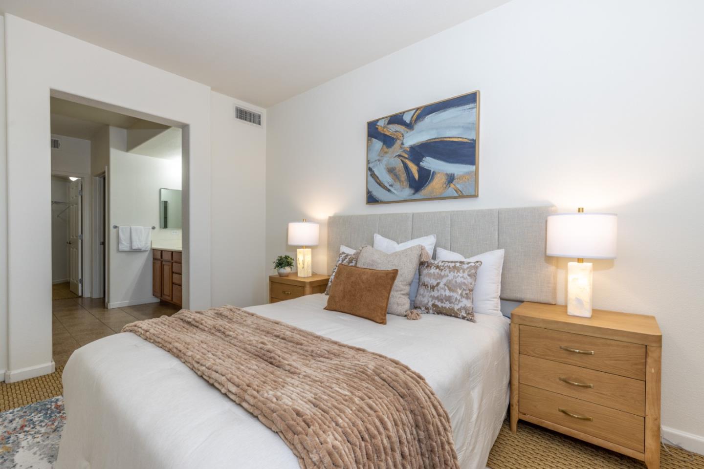 Detail Gallery Image 13 of 35 For 800 S Abel St #218,  Milpitas,  CA 95035 - 3 Beds | 2 Baths