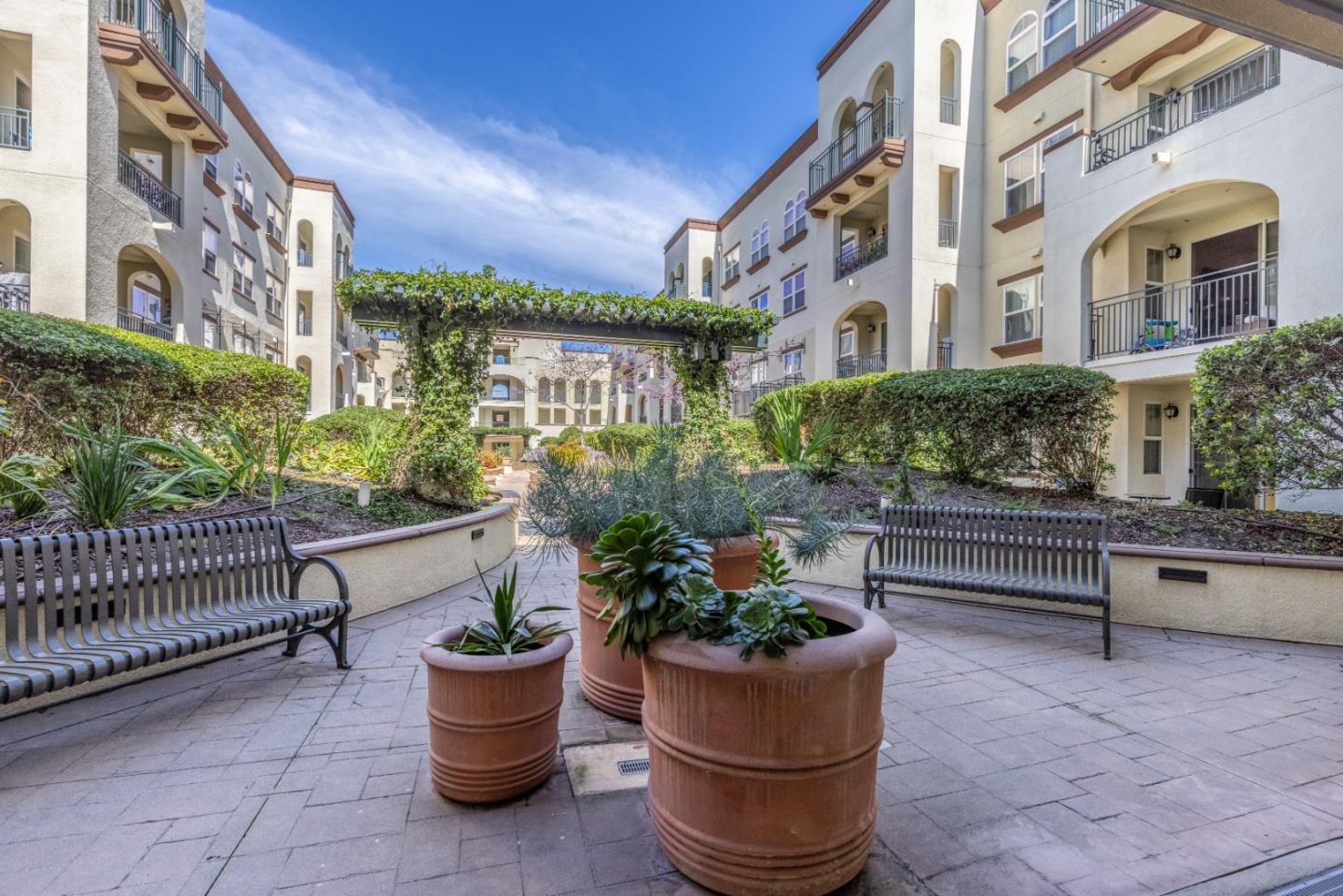 Detail Gallery Image 28 of 35 For 800 S Abel St #218,  Milpitas,  CA 95035 - 3 Beds | 2 Baths