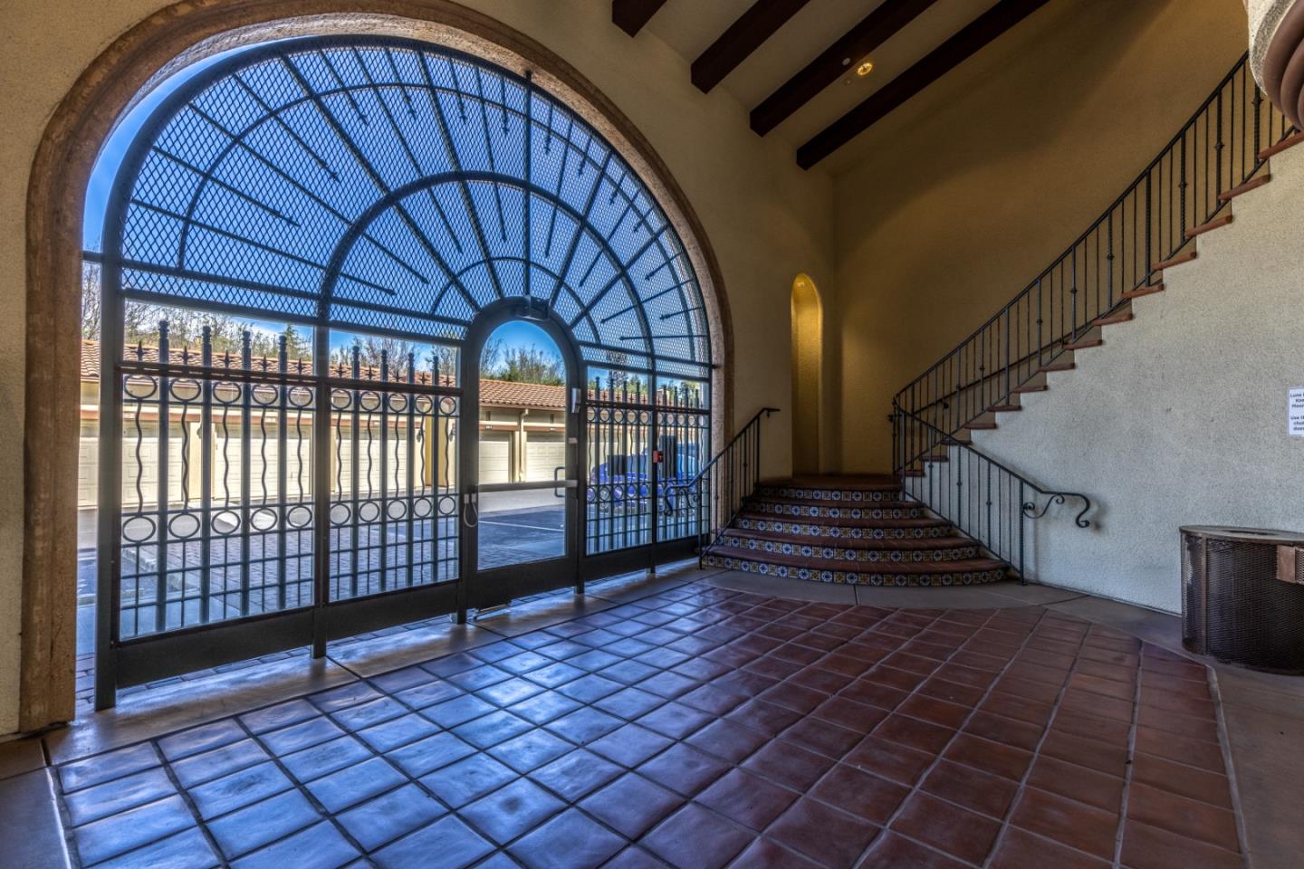 Detail Gallery Image 3 of 35 For 800 S Abel St #218,  Milpitas,  CA 95035 - 3 Beds | 2 Baths