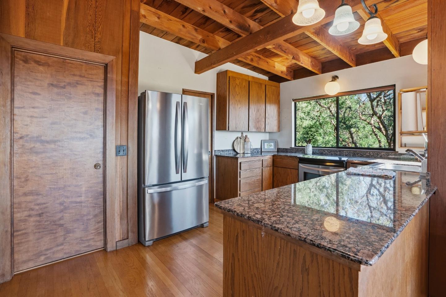 Detail Gallery Image 10 of 59 For 630 Caudill Rd, Watsonville,  CA 95076 - 4 Beds | 2/1 Baths