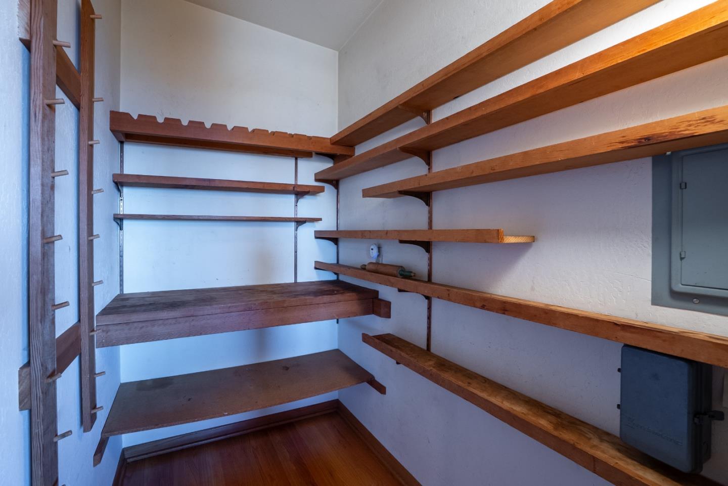 Detail Gallery Image 11 of 59 For 630 Caudill Rd, Watsonville,  CA 95076 - 4 Beds | 2/1 Baths