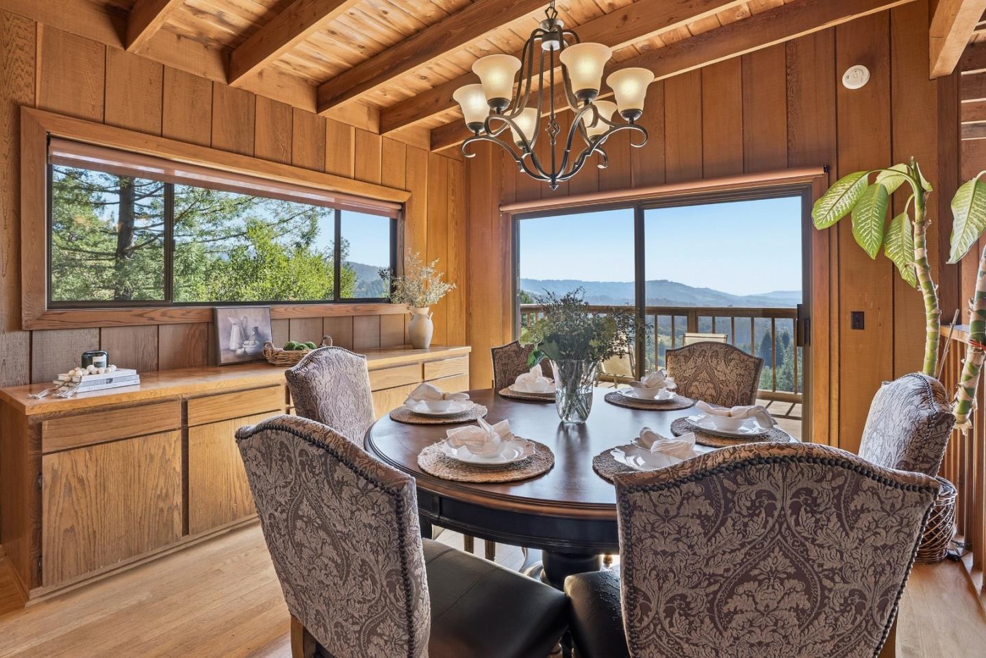 Detail Gallery Image 12 of 59 For 630 Caudill Rd, Watsonville,  CA 95076 - 4 Beds | 2/1 Baths