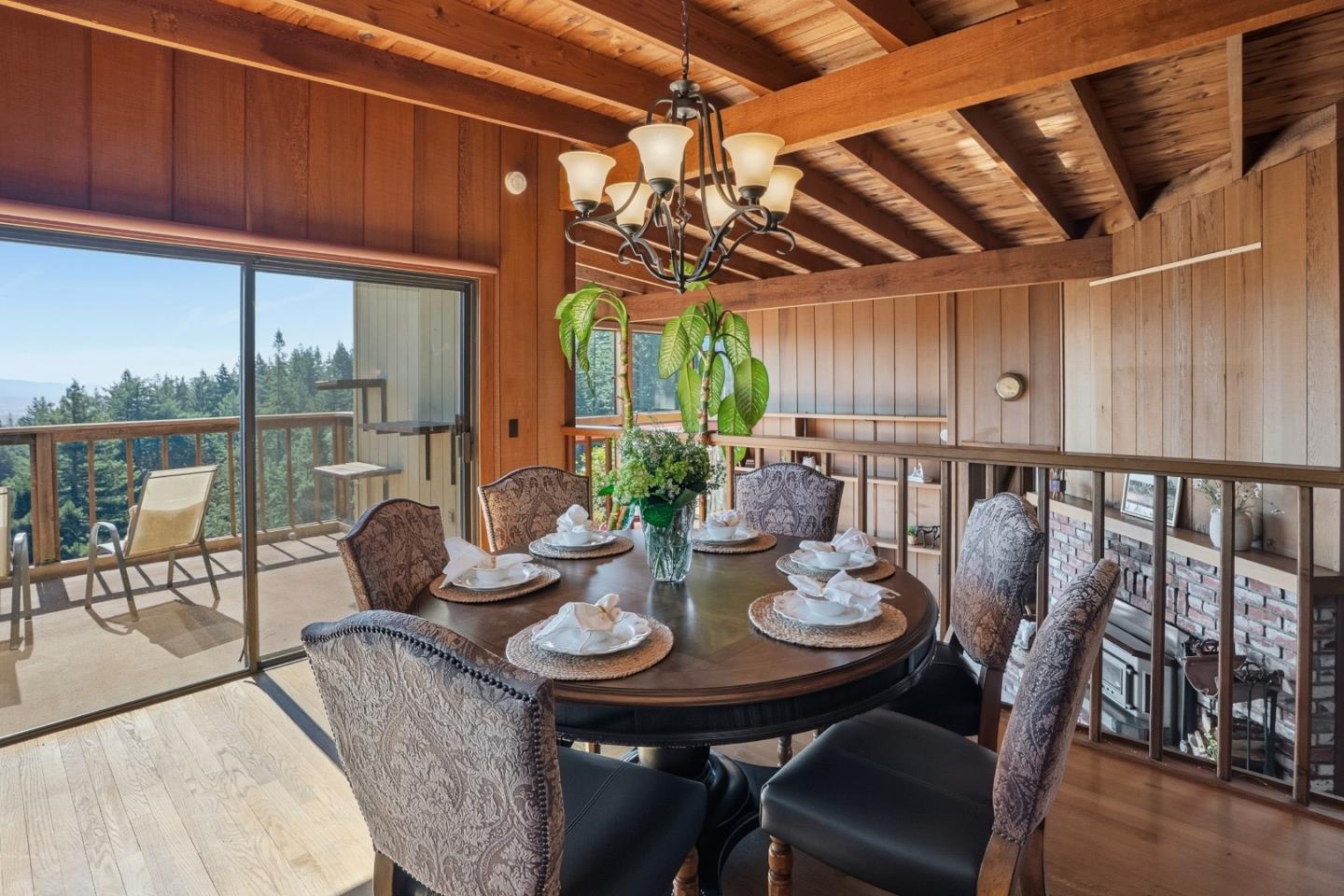 Detail Gallery Image 13 of 59 For 630 Caudill Rd, Watsonville,  CA 95076 - 4 Beds | 2/1 Baths