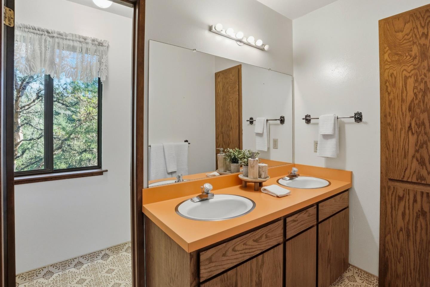 Detail Gallery Image 34 of 59 For 630 Caudill Rd, Watsonville,  CA 95076 - 4 Beds | 2/1 Baths