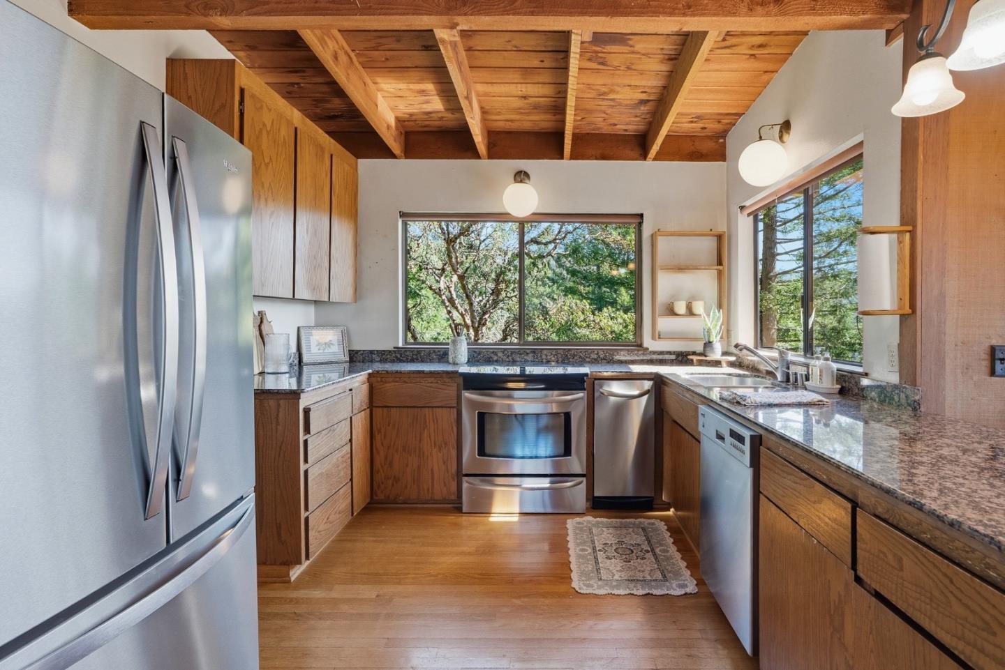 Detail Gallery Image 9 of 59 For 630 Caudill Rd, Watsonville,  CA 95076 - 4 Beds | 2/1 Baths