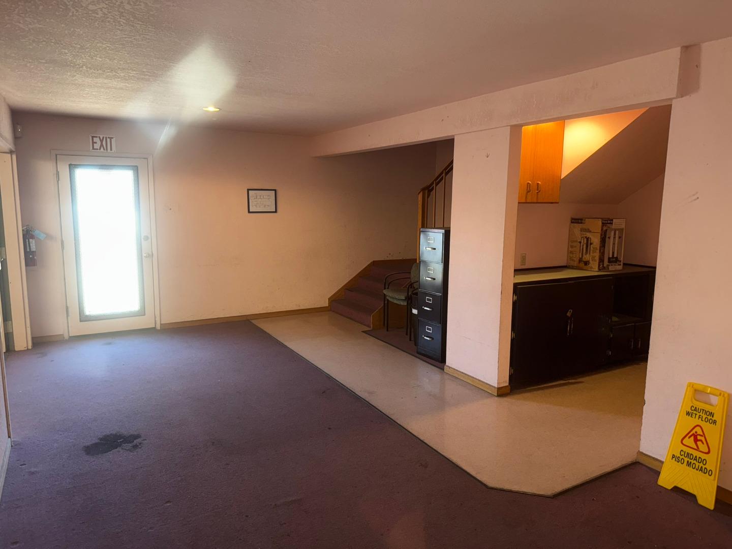 Detail Gallery Image 16 of 50 For 1360 Burton Ave #1360 1366,  Salinas,  CA 93901 - – Beds | – Baths