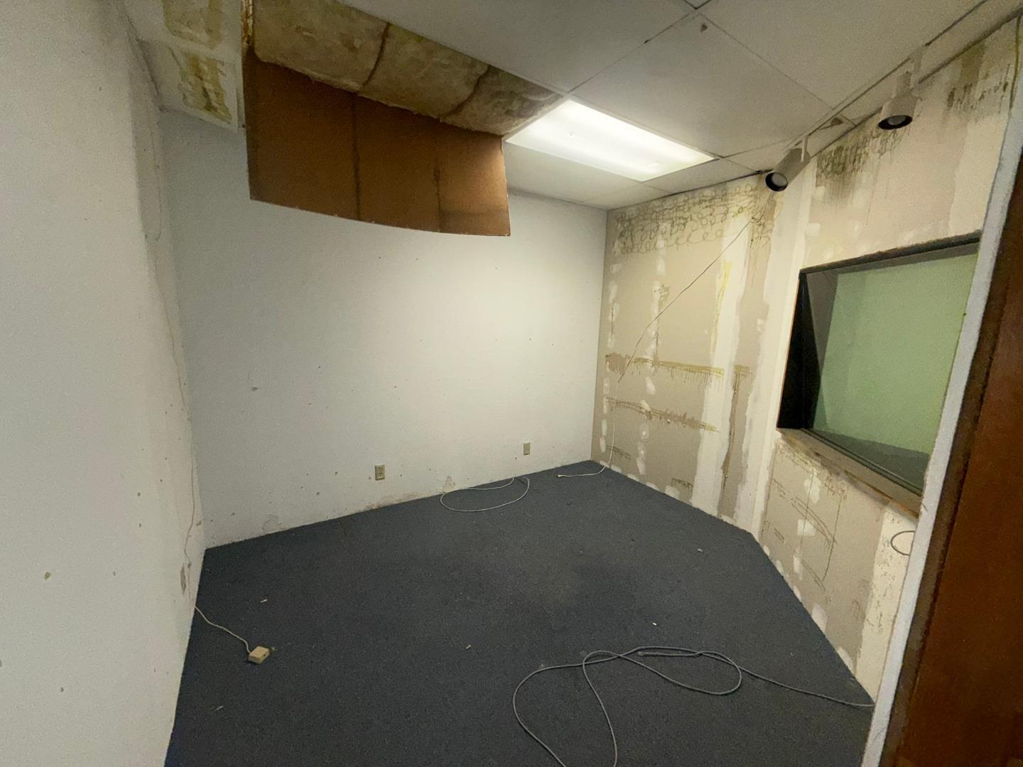 Detail Gallery Image 20 of 50 For 1360 Burton Ave #1360 1366,  Salinas,  CA 93901 - – Beds | – Baths