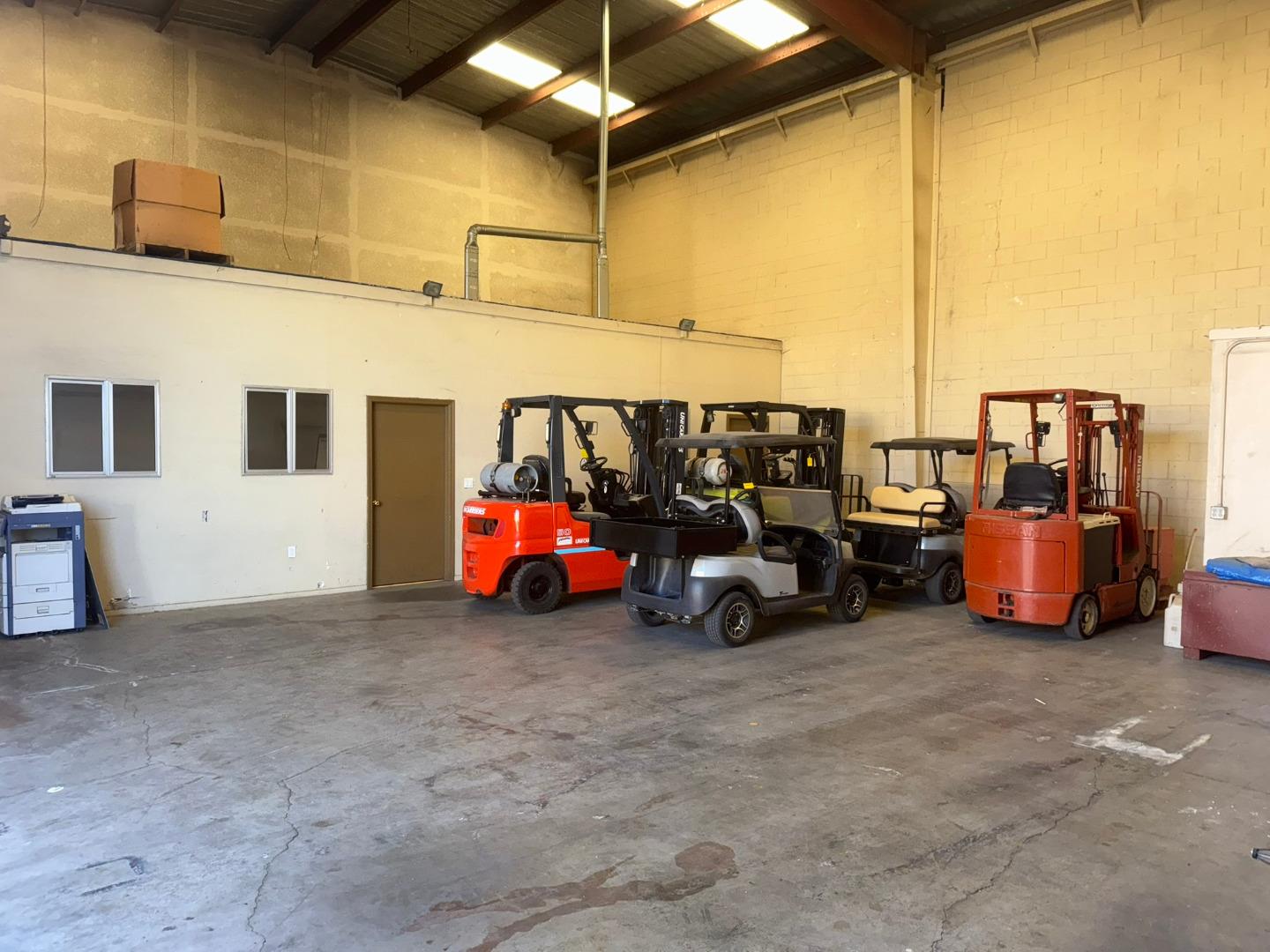 Detail Gallery Image 25 of 50 For 1360 Burton Ave #1360 1366,  Salinas,  CA 93901 - – Beds | – Baths