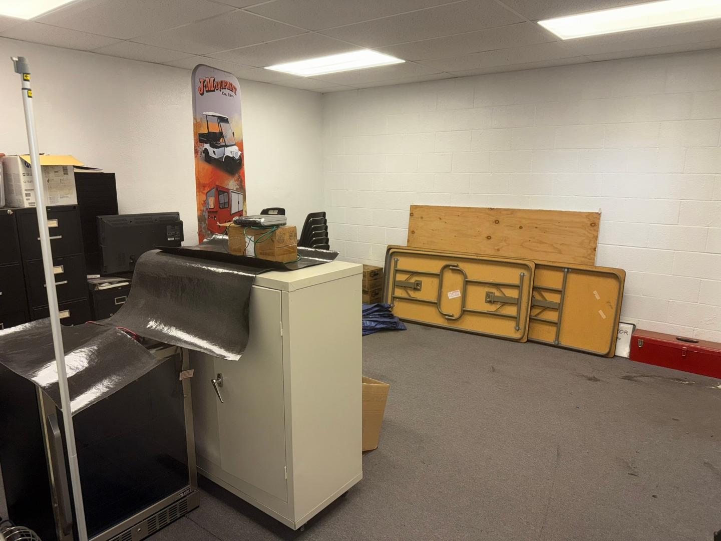 Detail Gallery Image 27 of 50 For 1360 Burton Ave #1360 1366,  Salinas,  CA 93901 - – Beds | – Baths