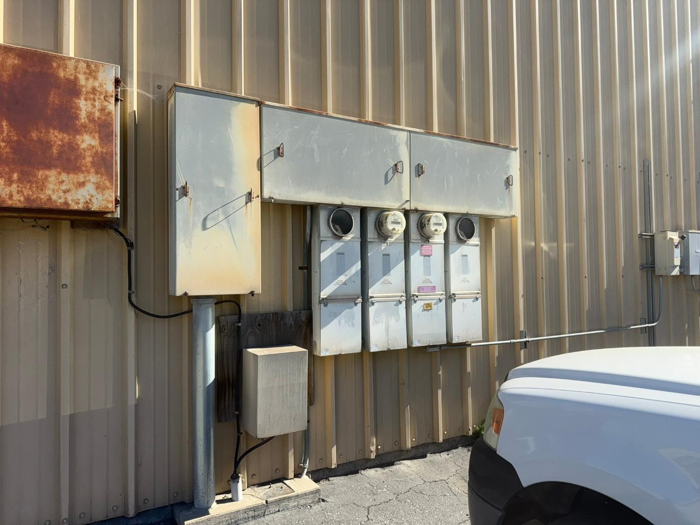 Detail Gallery Image 32 of 50 For 1360 Burton Ave #1360 1366,  Salinas,  CA 93901 - – Beds | – Baths