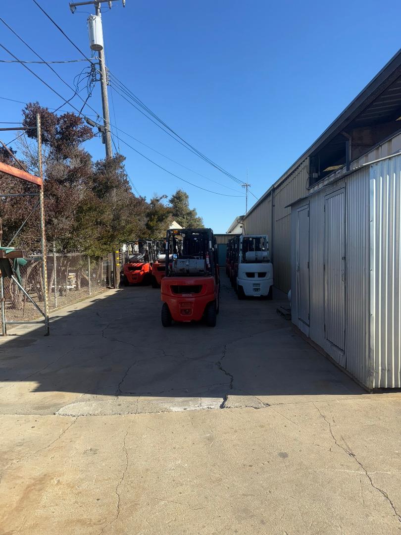 Detail Gallery Image 36 of 50 For 1360 Burton Ave #1360 1366,  Salinas,  CA 93901 - – Beds | – Baths