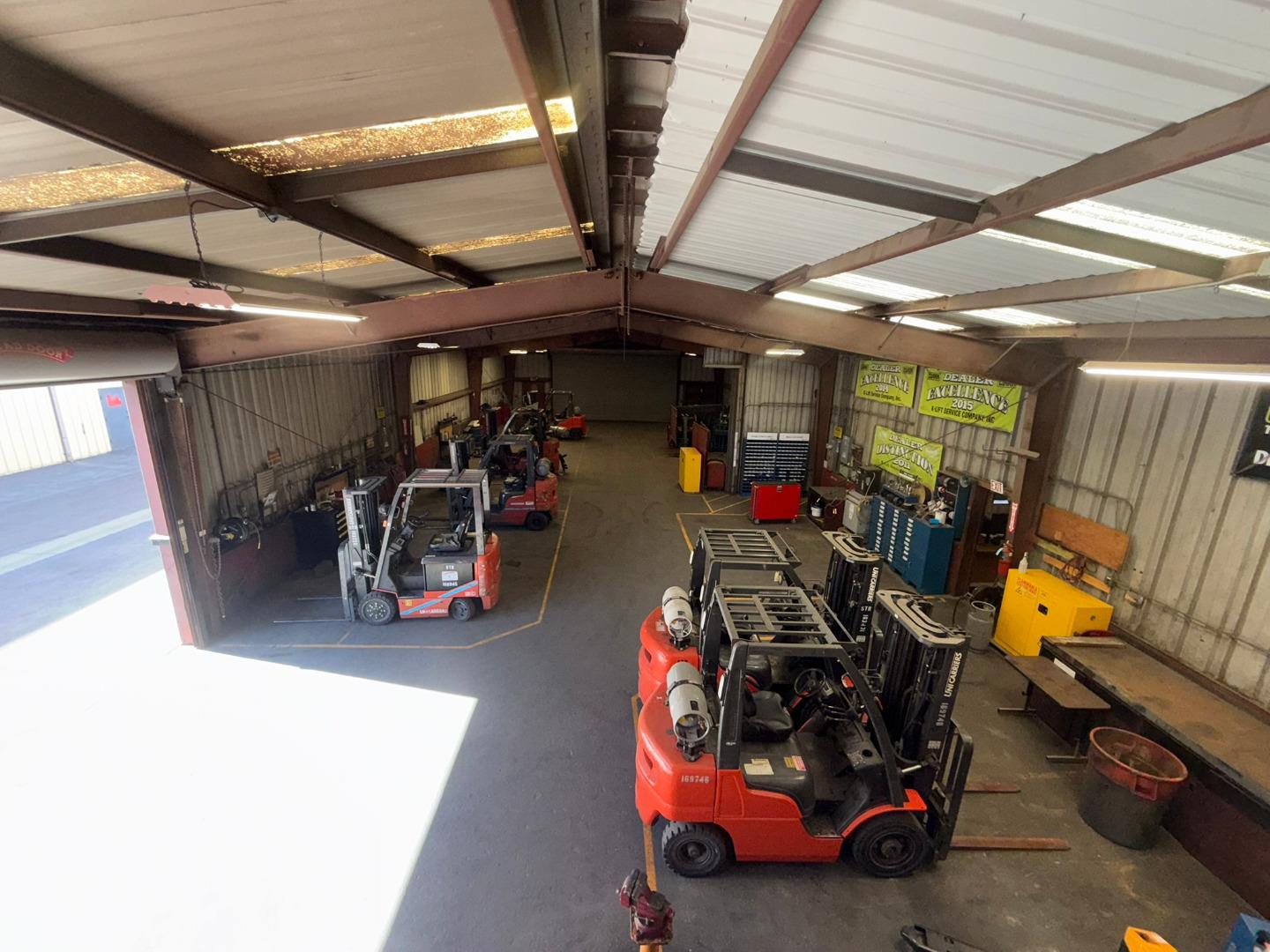 Detail Gallery Image 45 of 50 For 1360 Burton Ave #1360 1366,  Salinas,  CA 93901 - – Beds | – Baths