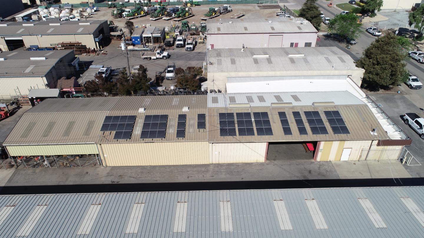 Detail Gallery Image 5 of 50 For 1360 Burton Ave #1360 1366,  Salinas,  CA 93901 - – Beds | – Baths