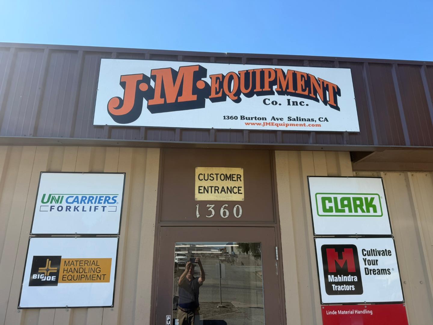 Detail Gallery Image 7 of 50 For 1360 Burton Ave #1360 1366,  Salinas,  CA 93901 - – Beds | – Baths