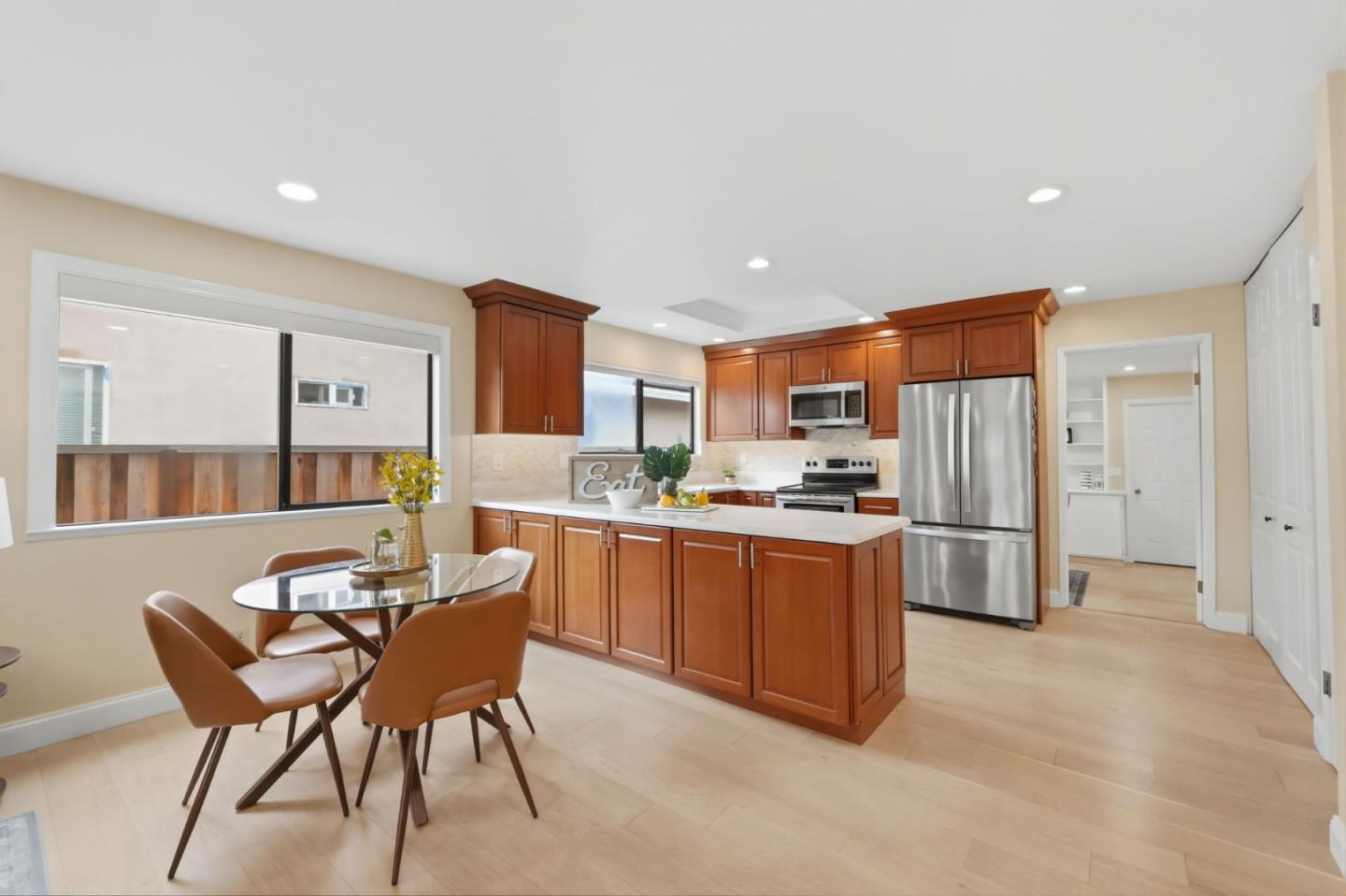 Detail Gallery Image 14 of 66 For 864 Kizer St, Milpitas,  CA 95035 - 4 Beds | 3 Baths