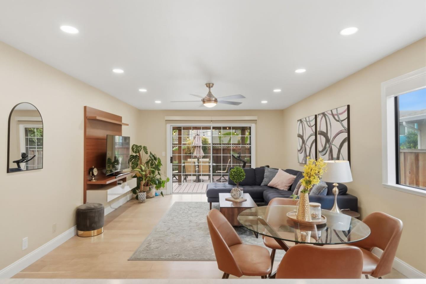 Detail Gallery Image 16 of 66 For 864 Kizer St, Milpitas,  CA 95035 - 4 Beds | 3 Baths