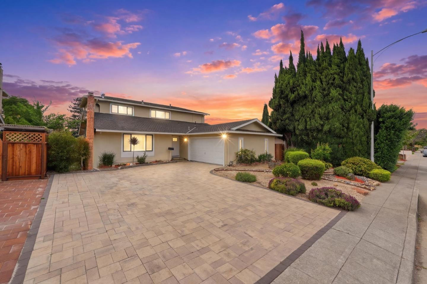 Detail Gallery Image 3 of 66 For 864 Kizer St, Milpitas,  CA 95035 - 4 Beds | 3 Baths