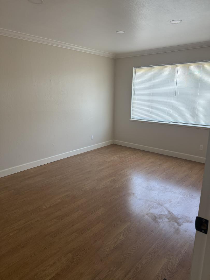 Detail Gallery Image 8 of 20 For 5816 Embee Dr, San Jose,  CA 95123 - 4 Beds | 2 Baths