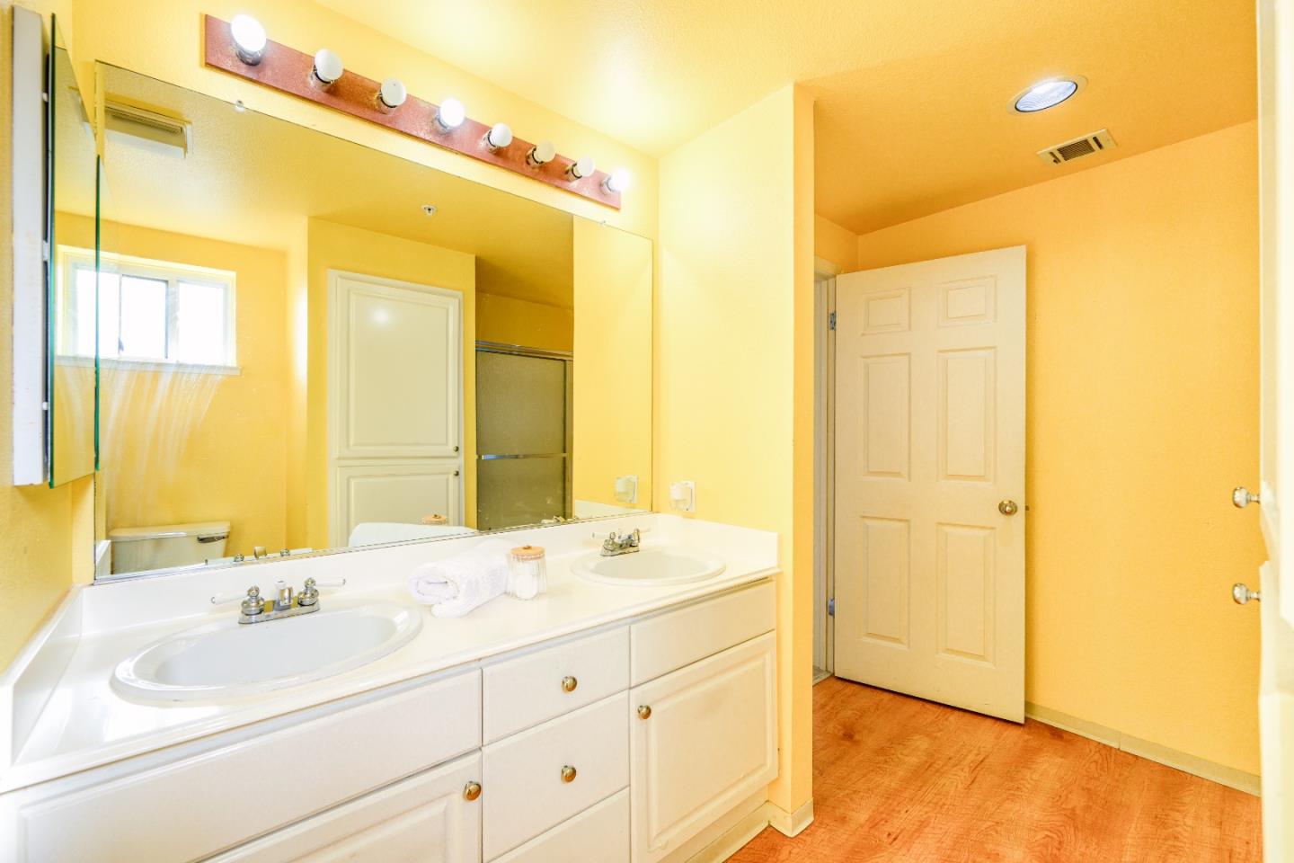 Detail Gallery Image 29 of 55 For 103 Stoneridge Ln #2210,  San Francisco,  CA 94134 - 3 Beds | 2 Baths