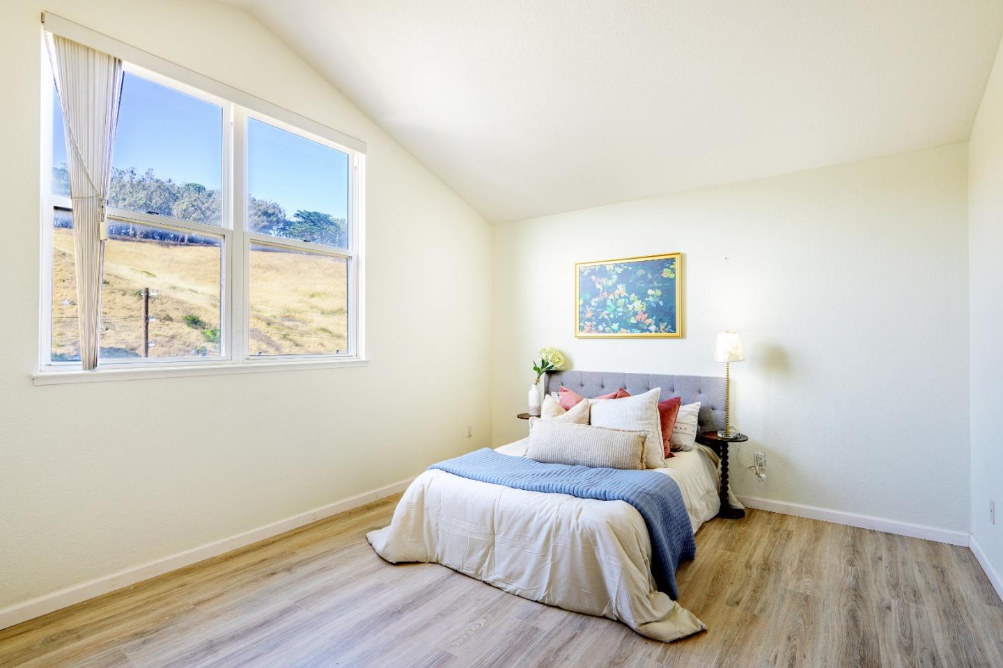 Detail Gallery Image 31 of 55 For 103 Stoneridge Ln #2210,  San Francisco,  CA 94134 - 3 Beds | 2 Baths