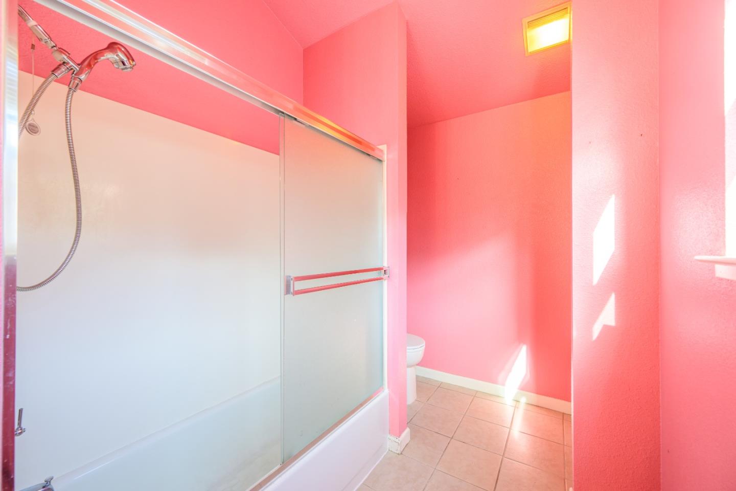 Detail Gallery Image 36 of 55 For 103 Stoneridge Ln #2210,  San Francisco,  CA 94134 - 3 Beds | 2 Baths