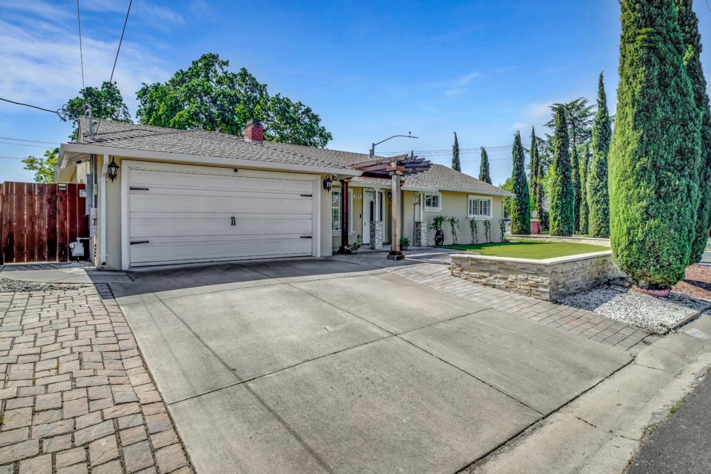 Homes For Sale in Pleasant Hill, CA