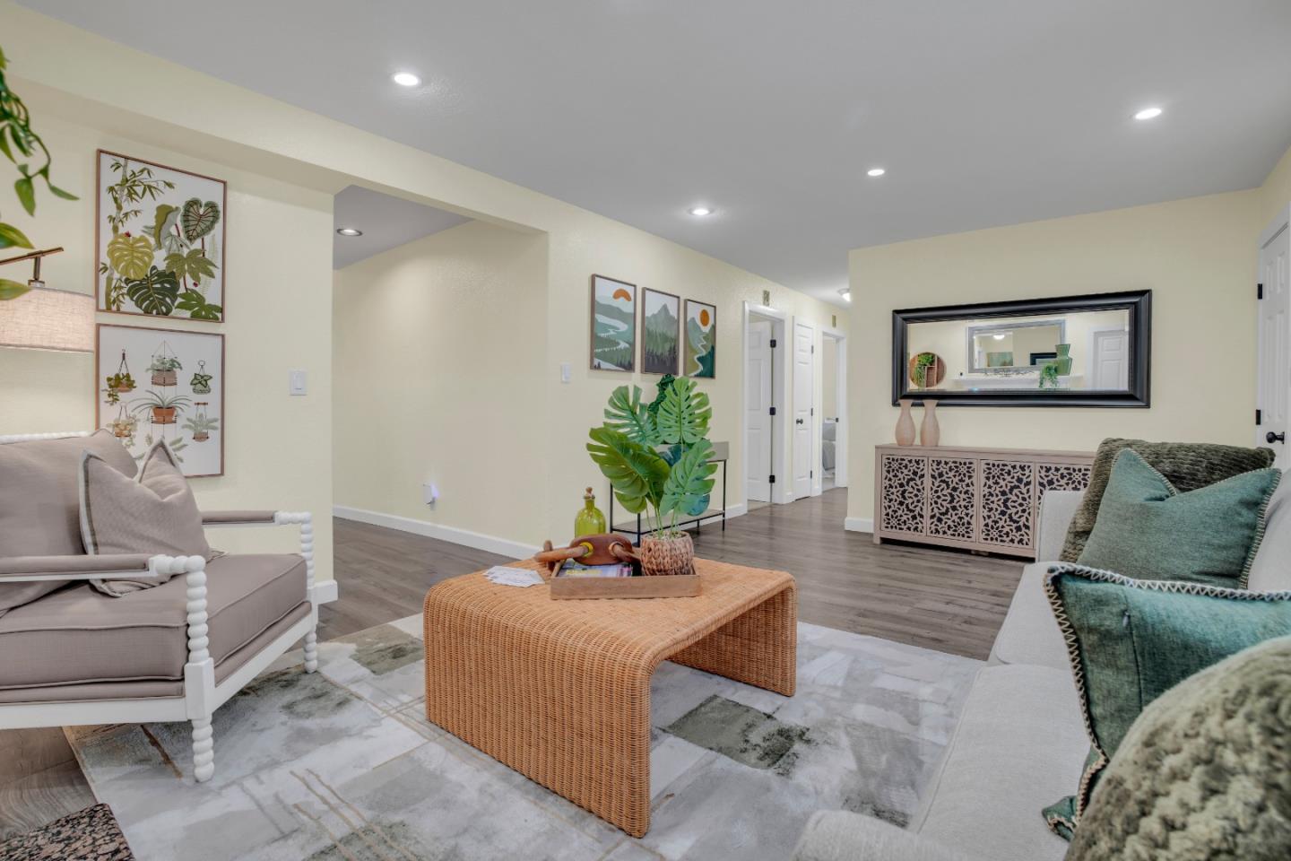 Detail Gallery Image 7 of 23 For 227 Cleopatra Dr, Pleasant Hill,  CA 94523 - 4 Beds | 2/1 Baths