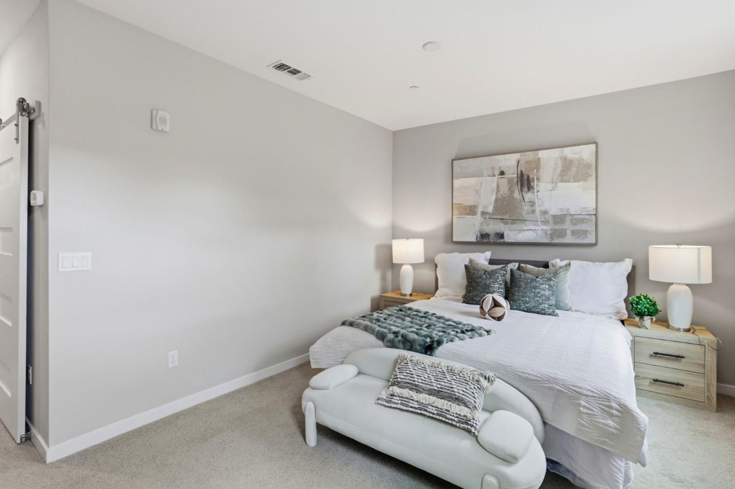 Detail Gallery Image 16 of 25 For 1958 Galileo Ln, San Jose,  CA 95133 - 3 Beds | 3 Baths