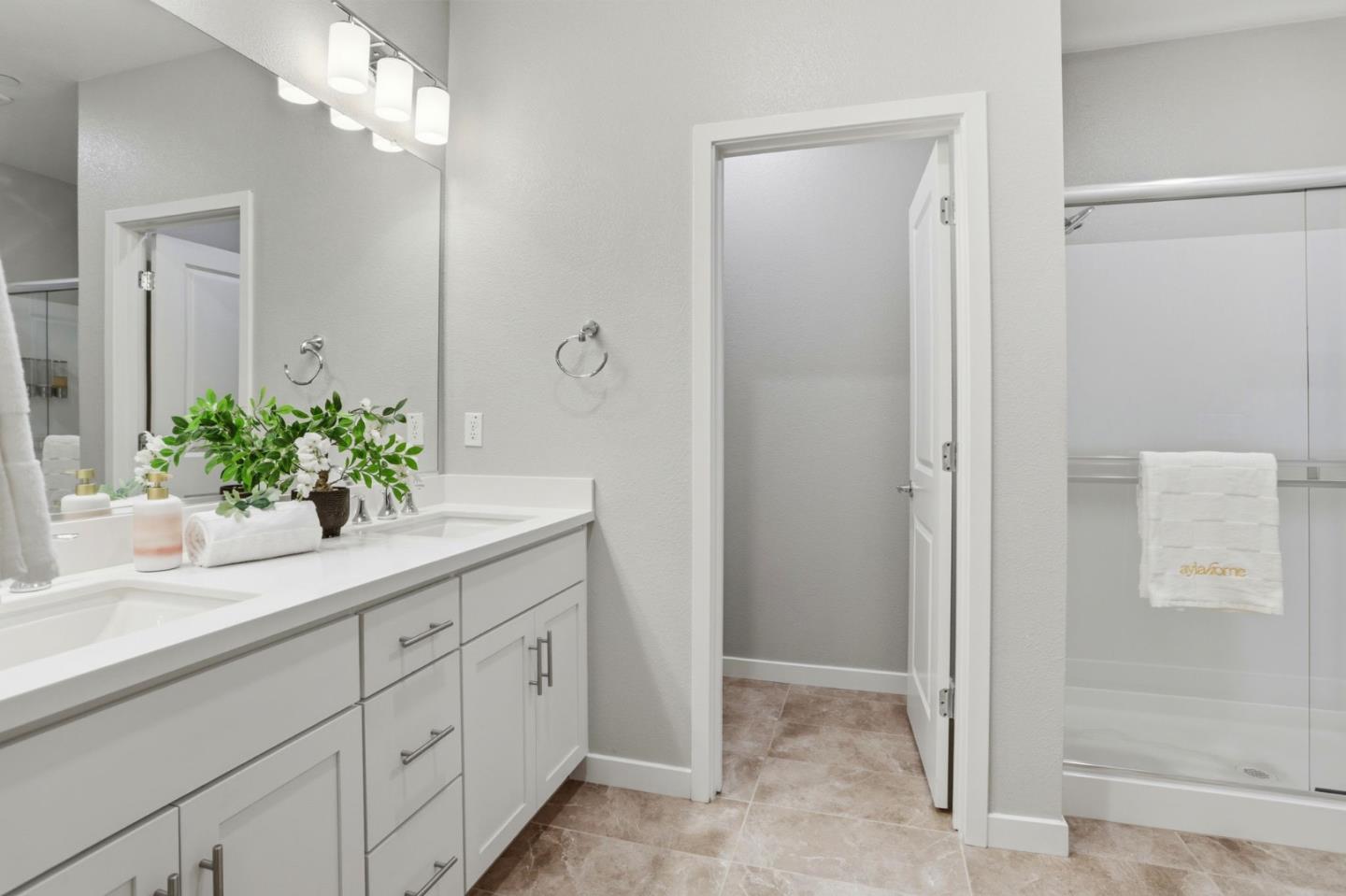 Detail Gallery Image 19 of 25 For 1958 Galileo Ln, San Jose,  CA 95133 - 3 Beds | 3 Baths